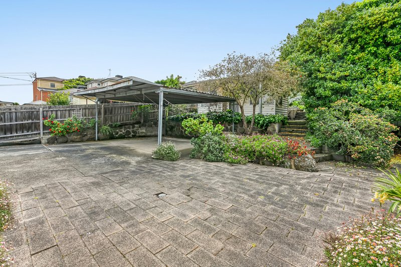 Photo - 34 Purinuan Road, Reservoir VIC 3073 - Image 10