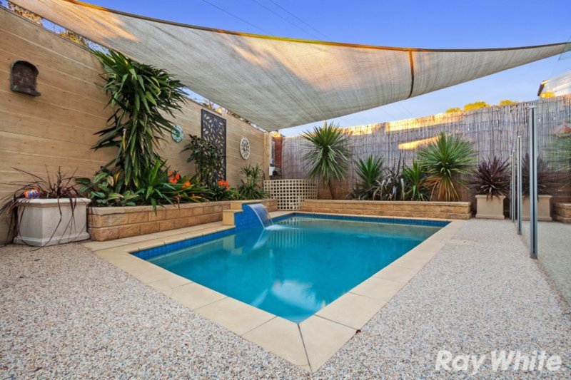 Photo - 34 Purtell Close, Mordialloc VIC 3195 - Image 2