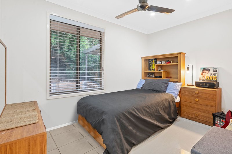 Photo - 34 Quinton Court, Mount Warren Park QLD 4207 - Image 13