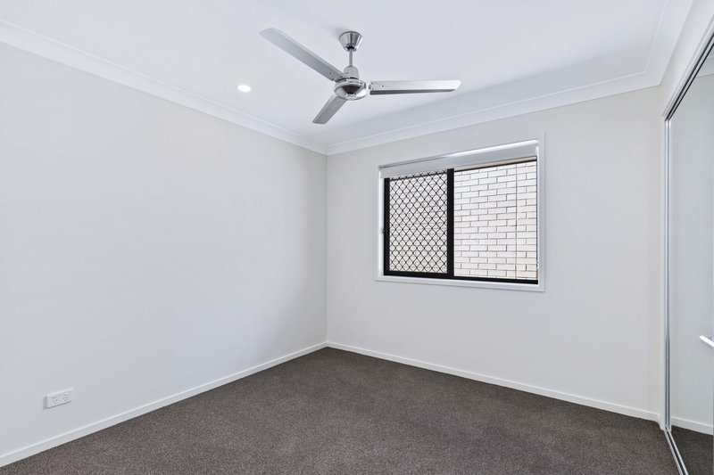 Photo - 34 Radiant Circuit, Morayfield QLD 4506 - Image 8