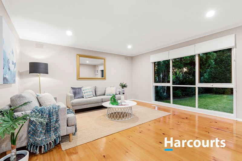 Photo - 34 Renou Road, Wantirna South VIC 3152 - Image 3