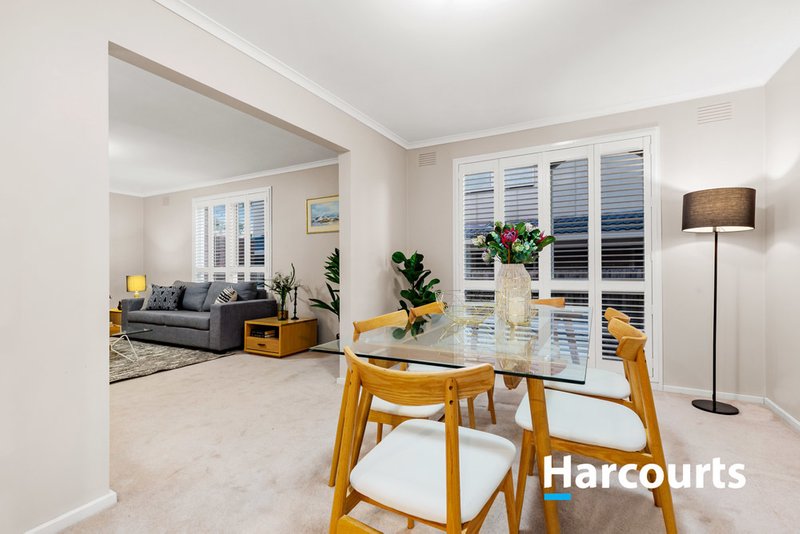 Photo - 34 Renou Road, Wantirna South VIC 3152 - Image 6