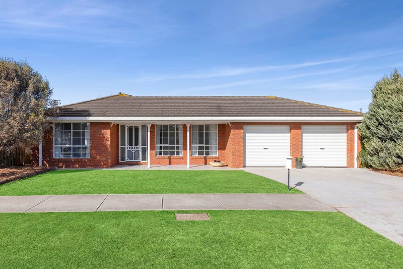 34 Richard Drive, Lara VIC 3212