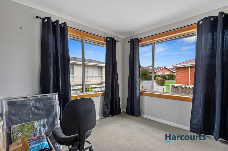 Photo - 34 Richardson Street, West Ulverstone TAS 7315 - Image 7