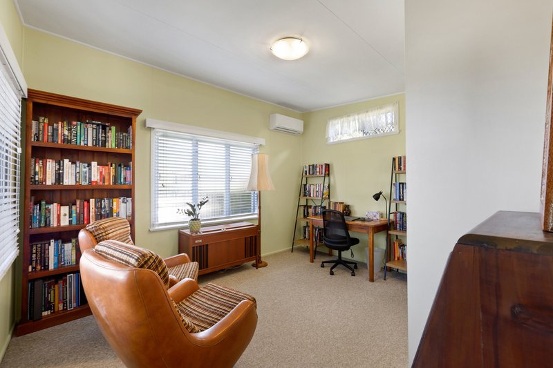 Photo - 34 Roberts Avenue, North Mackay QLD 4740 - Image 11