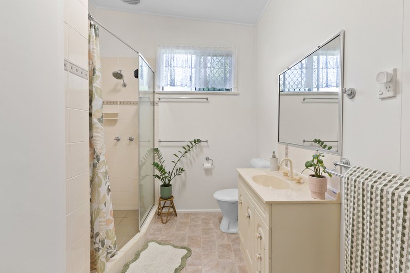Photo - 34 Roberts Avenue, North Mackay QLD 4740 - Image 17