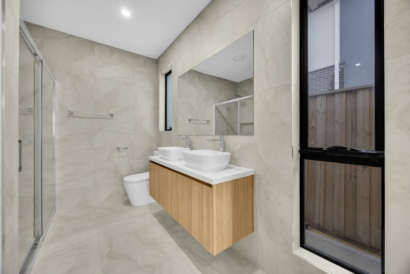 Photo - 34 Rubrum Road, Sunbury VIC 3429 - Image 12