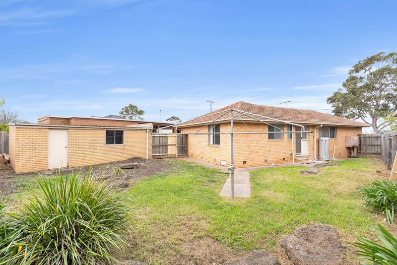 Photo - 34 Russell Street, Werribee VIC 3030 - Image 1