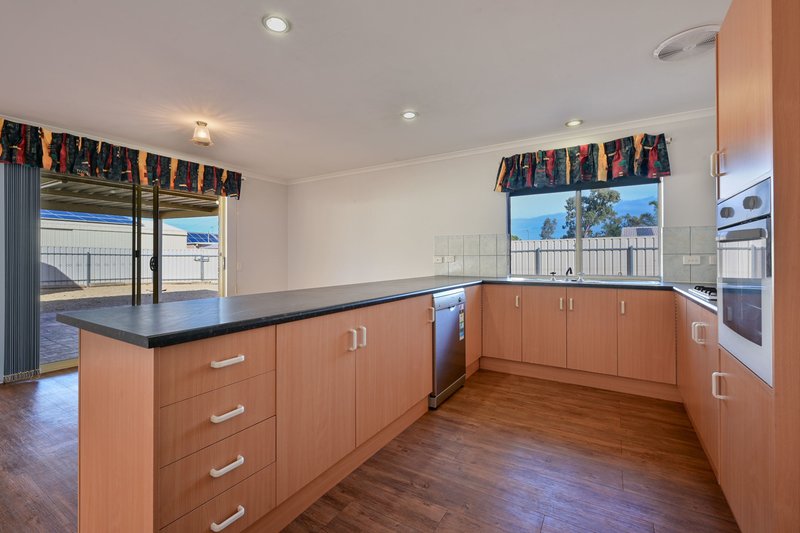 Photo - 34 Scoble Street, Whyalla Norrie SA 5608 - Image 3