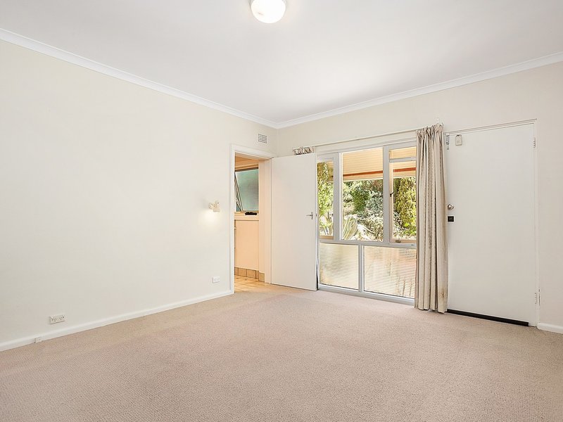 Photo - 34 Scott Street, Narrabundah ACT 2604 - Image 8