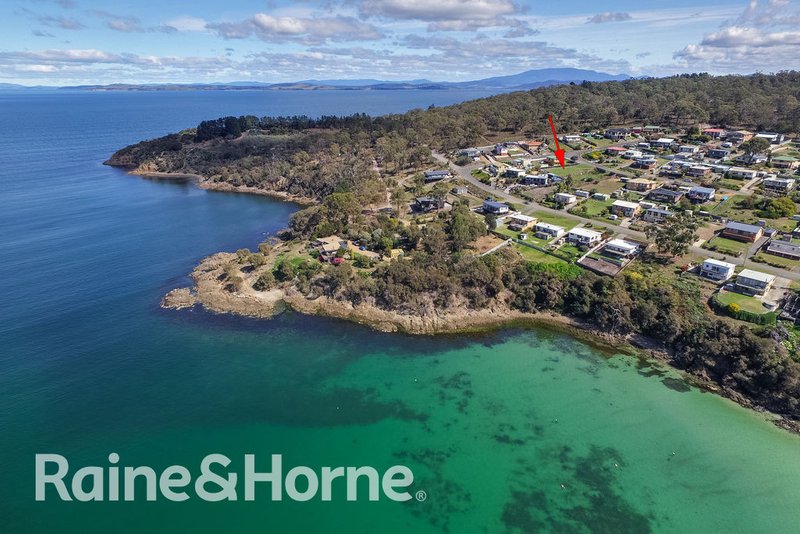 Photo - 34 Sea Eagle Road, Primrose Sands TAS 7173 - Image 2