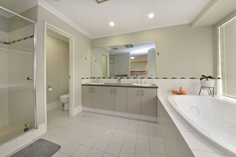 Photo - 34 Seaspray Crescent, Jindalee WA 6036 - Image 7