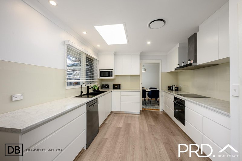 Photo - 34 Seidel Avenue, Picnic Point NSW 2213 - Image 7