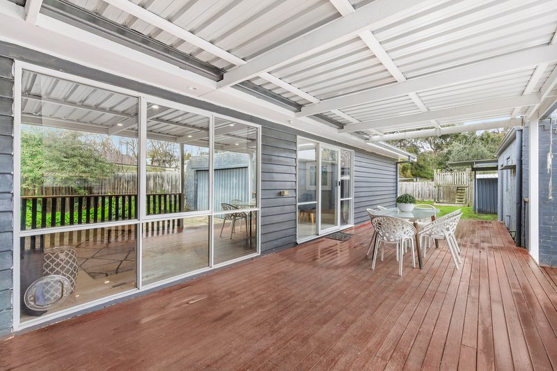 Photo - 34 Selkirk Avenue, Wantirna VIC 3152 - Image 8