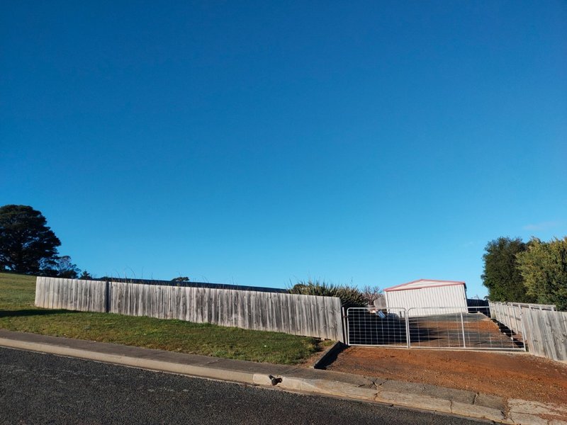 Photo - 34 Selwyn Street, Triabunna TAS 7190 - Image 2