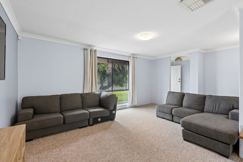 Photo - 34 Shamrock Way, Huntingdale WA 6110 - Image 20