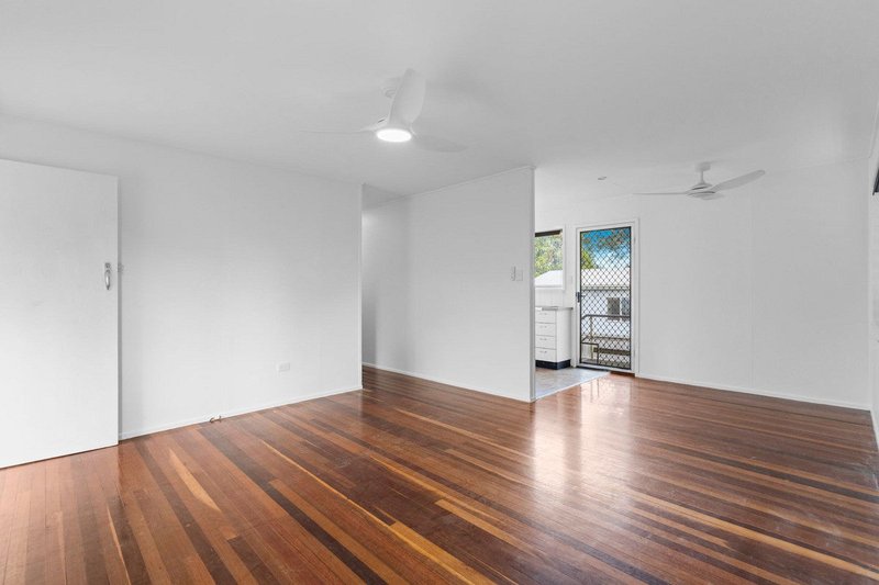 Photo - 34 Silcock Street, Clontarf QLD 4019 - Image 3