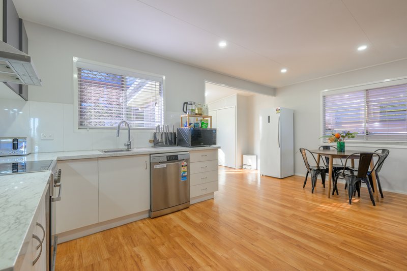 Photo - 34 Smith Street, West Gladstone QLD 4680 - Image 4