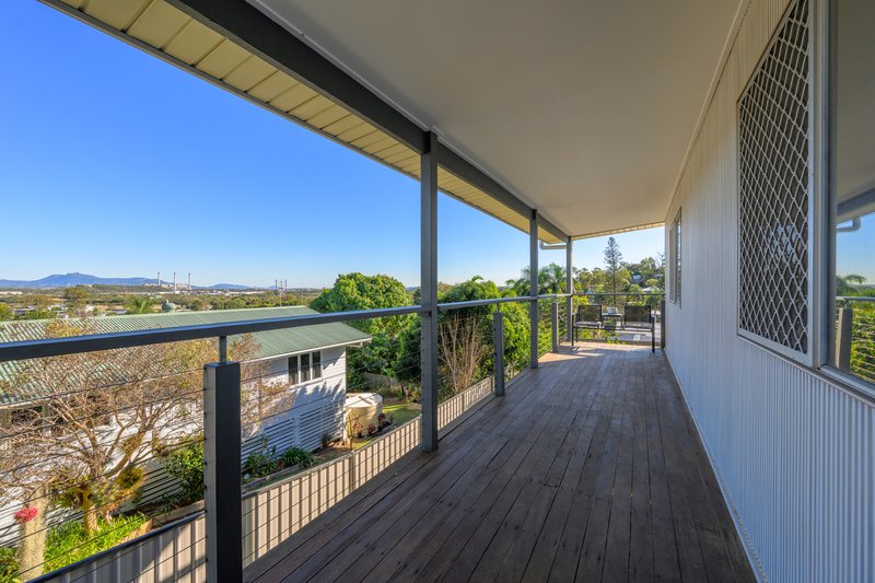 Photo - 34 Smith Street, West Gladstone QLD 4680 - Image 15
