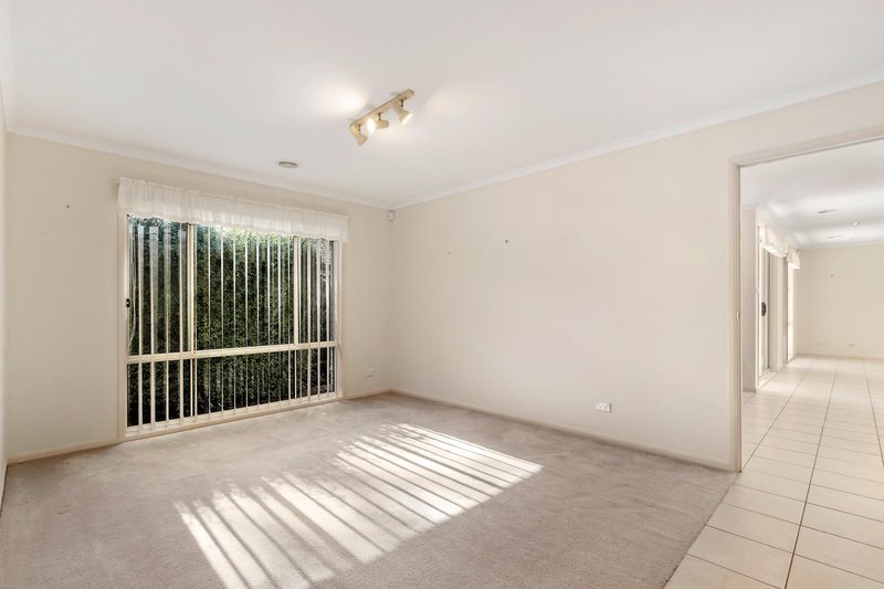 Photo - 3/4 Sophia Street, Amaroo ACT 2914 - Image 2