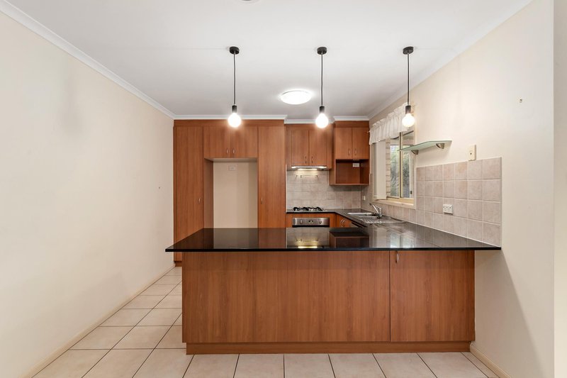 Photo - 3/4 Sophia Street, Amaroo ACT 2914 - Image 3