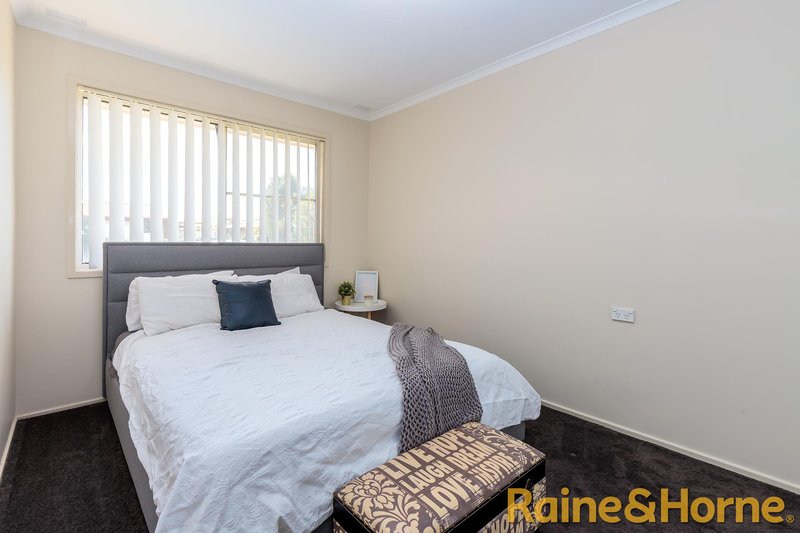 Photo - 34 Spears Drive, Dubbo NSW 2830 - Image 6