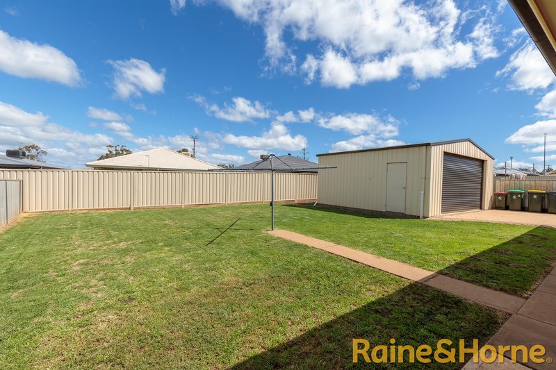 Photo - 34 Spears Drive, Dubbo NSW 2830 - Image 11