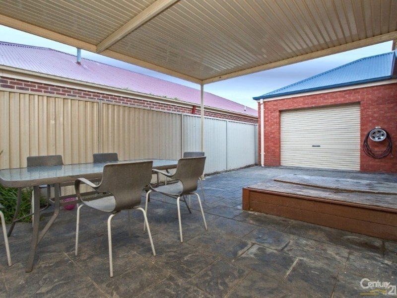 Photo - 34 St Leonard Way, Pakenham VIC 3810 - Image 17