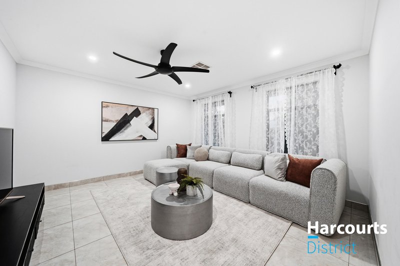 Photo - 34 St Leonards Boulevard, Dayton WA 6055 - Image 4