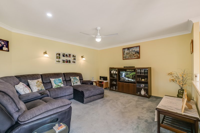 Photo - 34 Stark Drive, Vale View QLD 4352 - Image 3