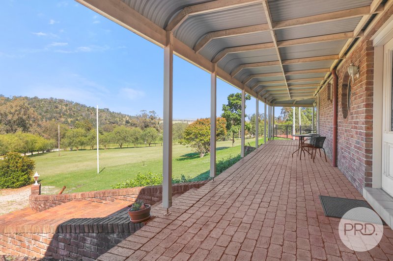 Photo - 34 Stirling Road, Tamworth NSW 2340 - Image 2