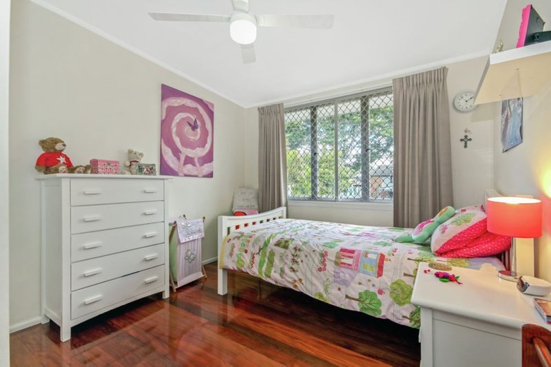 Photo - 34 Strathdale Street, Aspley QLD 4034 - Image 9