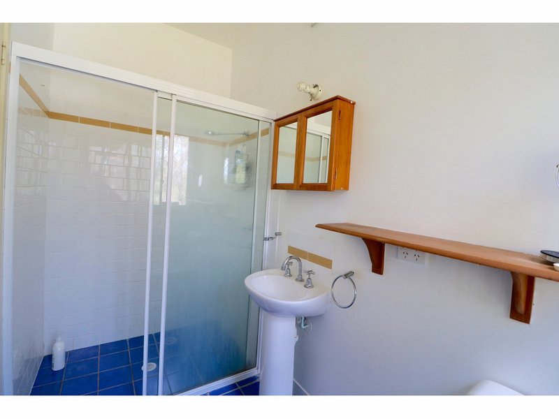 Photo - 34 Streamside Street, Woollamia NSW 2540 - Image 11