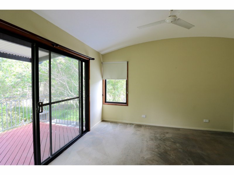 Photo - 34 Streamside Street, Woollamia NSW 2540 - Image 14