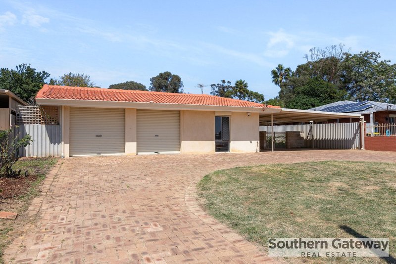 Photo - 34 Sulphur Road, Parmelia WA 6167 - Image 3