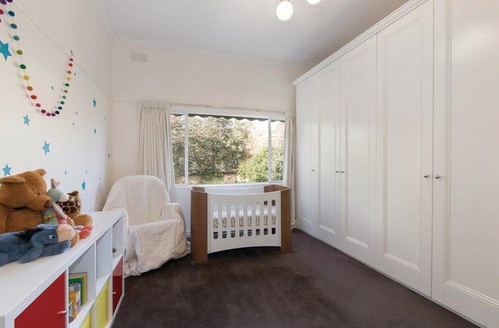 Photo - 34 Sunburst Avenue, Balwyn North VIC 3104 - Image 6