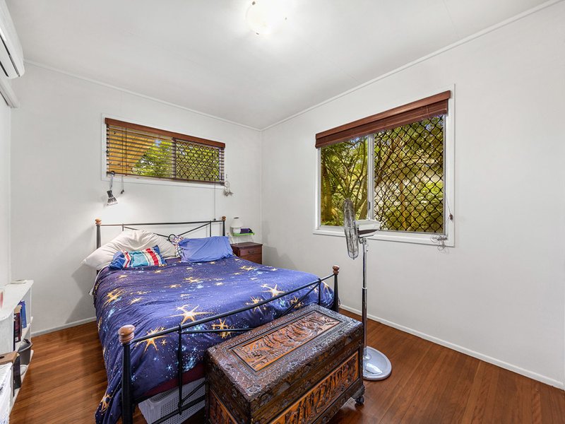 Photo - 34 Sunrise Street, Beenleigh QLD 4207 - Image 6