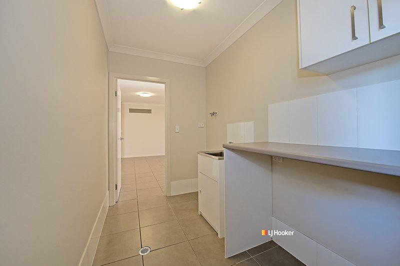 Photo - 34 Sunstone Circuit, Mango Hill QLD 4509 - Image 11