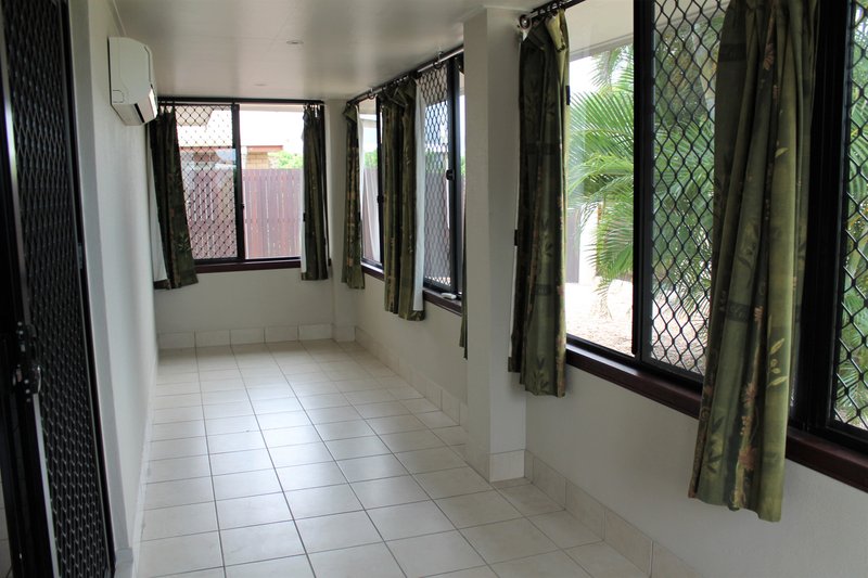 Photo - 3/4 Symons Street, South Mackay QLD 4740 - Image 4