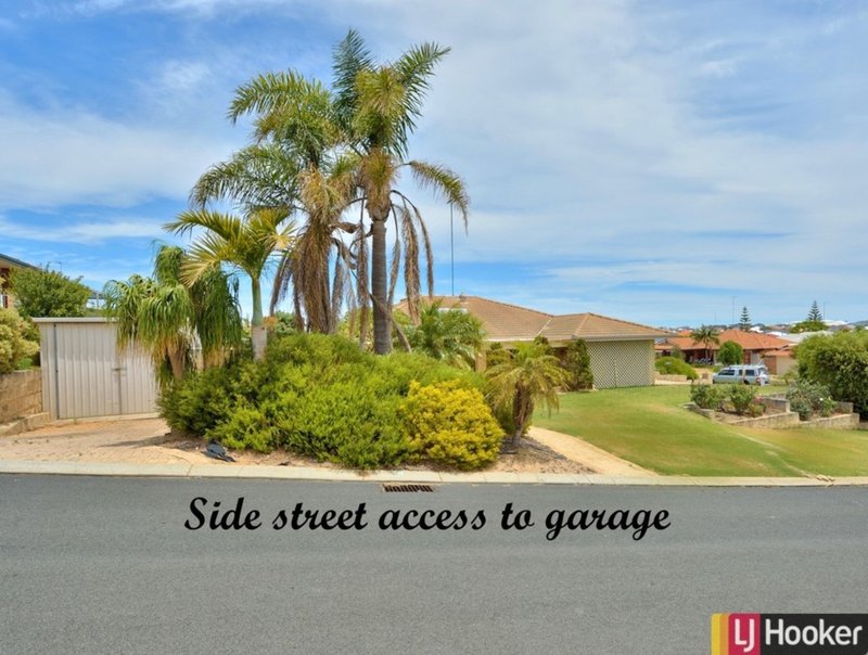 Photo - 34 Tamarisk Drive, Halls Head WA 6210 - Image 2