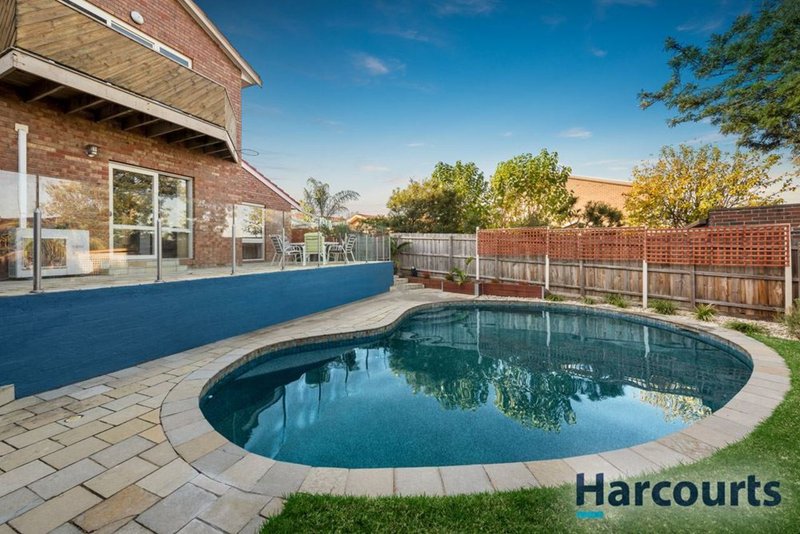 Photo - 34 Tanderra Crescent, Wantirna VIC 3152 - Image 10