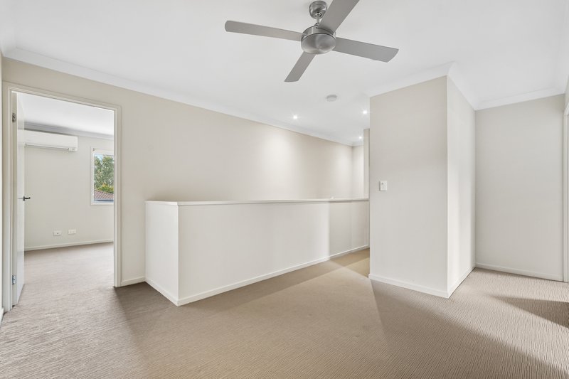 Photo - 3/4 Tea Trees Avenue, Springfield Lakes QLD 4300 - Image 7
