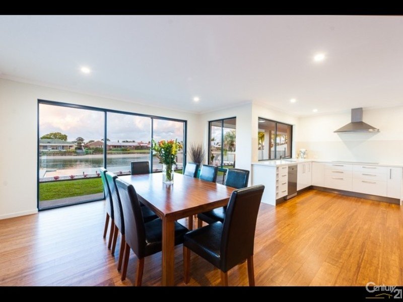 Photo - 34 Tepequar Drive, Maroochydore QLD 4558 - Image 9