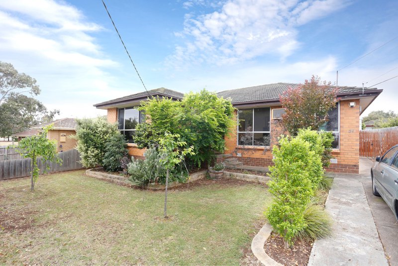 Photo - 34 Tern Court, Melton VIC 3337 - Image 10