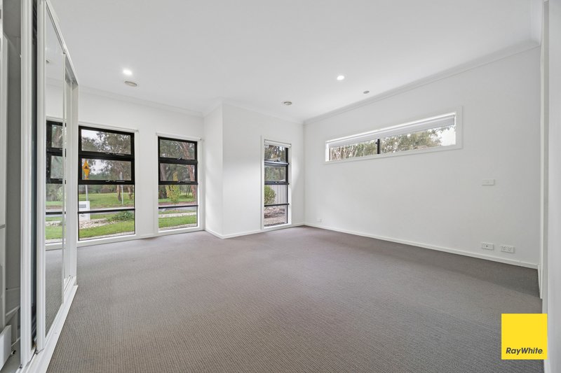 Photo - 34 The Boulevard, White Hills VIC 3550 - Image 6