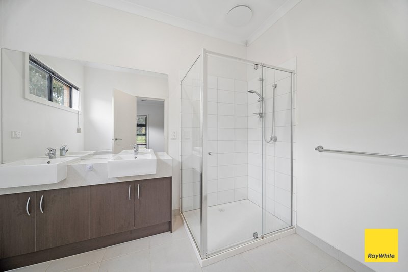 Photo - 34 The Boulevard, White Hills VIC 3550 - Image 8