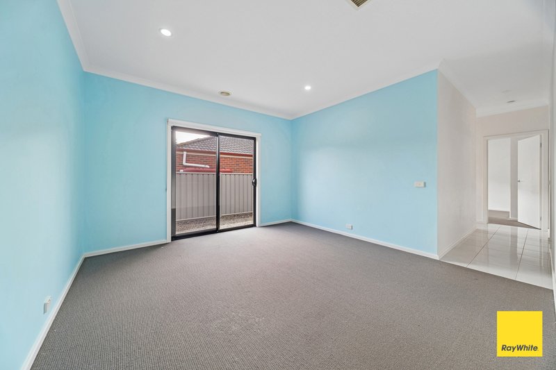 Photo - 34 The Boulevard, White Hills VIC 3550 - Image 12