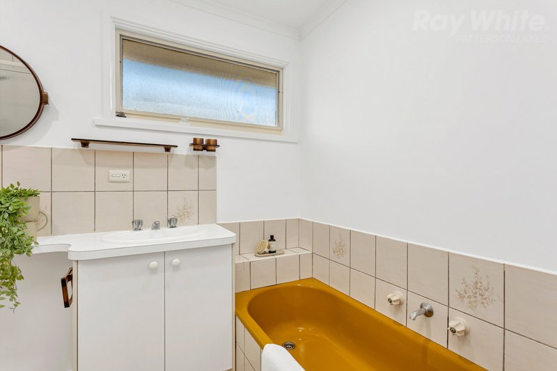 Photo - 34 Third Avenue, Chelsea Heights VIC 3196 - Image 11