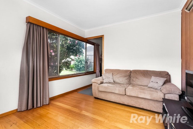 Photo - 34 Tobias Avenue, Glen Waverley VIC 3150 - Image 8