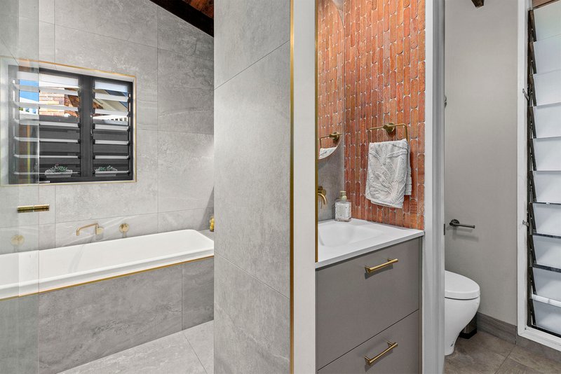 Photo - 34 Toolara Street, The Gap QLD 4061 - Image 10